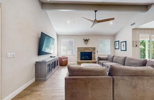 Oakhurst House | Martin and Helen’s Hideaway