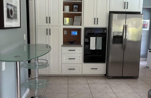 Araby House | Marvelous, Dog/Family-Friendly House w/Private Grill, Outdoor Pool, Attached Spa