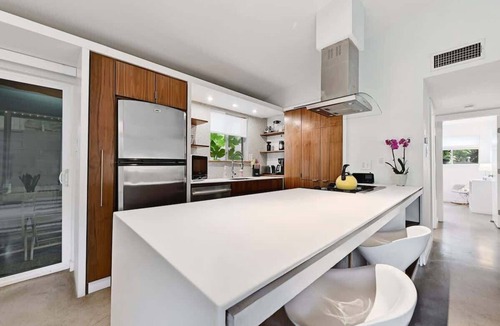 South River City House | Mellow Yellow | SoCo Stay + Pet Friendly