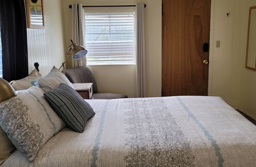 Mendocino Apartment | Mendocino Garden Studio #1, Full kitchenn