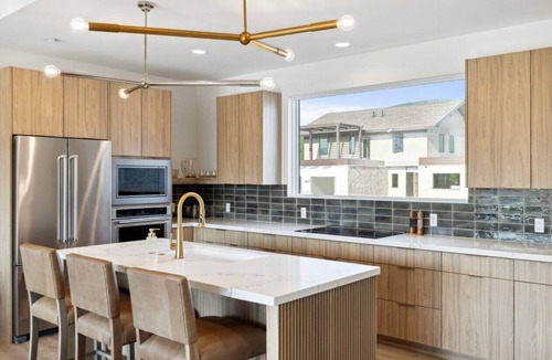 Midway House | Midway, Utah, Modern Mountain Retreat - Ameyalli