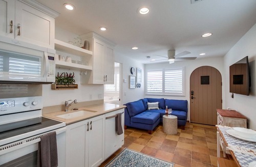 South Mission Beach House | Mission Tides 1 | 3BR Beachside Mission Beach Stay