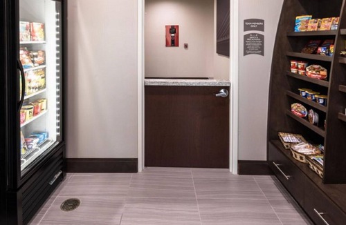 Baytown Apartment | Mobility Accessible Studio Suite w/Free Breakfast