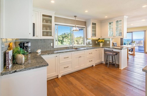 Toro Canyon House | Modern, Coastal Elegance With Stunning Views!