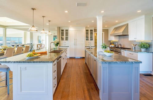Toro Canyon House | Modern, Coastal Elegance With Stunning Views!