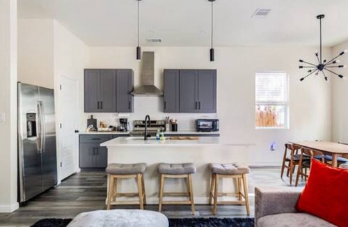 Denver Heights House | Modern comfort in the heart of the city