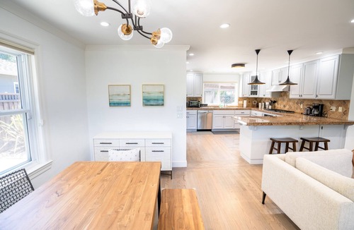 Barron Park House | Modern Designer Home in Palo Alto