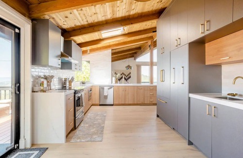 Santa Rosa House | Modern Farmhouse Villa with Captivating Panoramic Views, Hot Tub and Sauna!