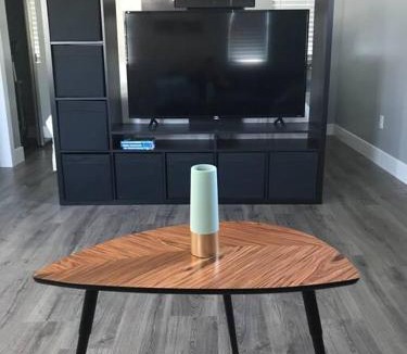 Centennial Apartment | Modern Guesthouse w Private Patio and Hot Tub