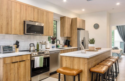 Elysian Heights House | Modern-Luxe Retreat in the Heart of LA - Brand New 4BR 4BA Townhome
