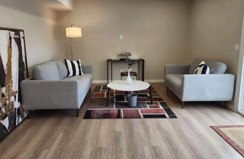 Fremont House | Modern luxurious New Renovated Special 5BR Fremont Tesla Facebook whole housen