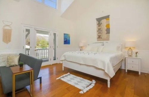 Ojai Other | Modern Luxury Farmhouse Retreat on 10acres -Yoga Studio -hosts 16