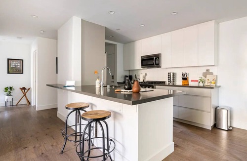 University Heights Apartment | Modern Menlo Park Apartment Nr Stanford University & Hospital