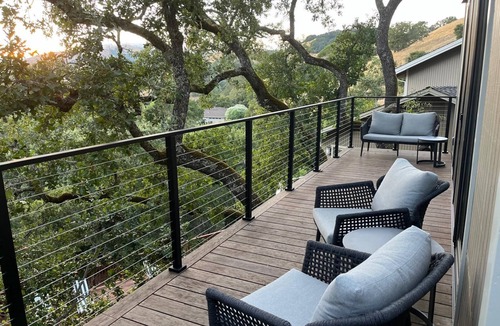 Sleepy Hollow Apartment | Modern Oasis in San Anselmo - Stunning Views & Ultimate Privacy