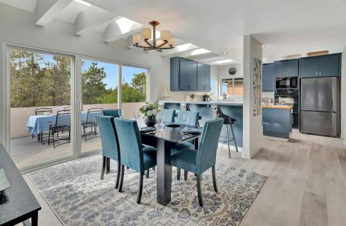 Marine Terrace House | Modern Sunlit Coastal Retreat