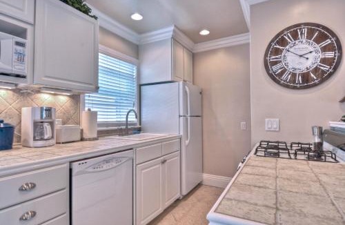 San Clemente Apartment | Monterey B
