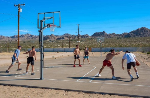 Joshua Tree House | Moonstone Bungalow: Amenity-Packed Group Retreats