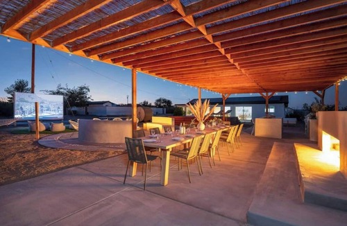 Joshua Tree House | Moonstone Bungalow: Amenity-Packed Group Retreats