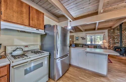 Tahoe Paradise Ski Chalet | Mountain Chalet-come play in the mountains, fall discounts in place