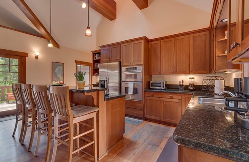 Carnelian Bay House | Mountain Escape By Tahoe Getaways - Dogs OK Luxury 4BR Easy Walk to Lake & Private Hot Tub!