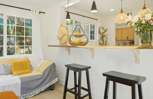 Sierra Madre House | Mountain Foothill Paradise Charming Retreat 3BR3BA with King-size Bed!