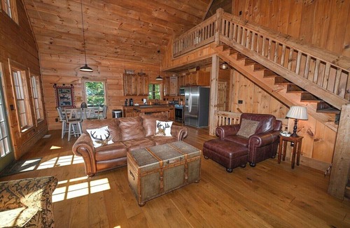 Unaka Cabin | Mountain Lodge on 57 Acres Hiking Trails Private Lake Hot Tub