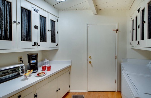 Murphys House | Murphys Getaway - Enjoy Wineries, Hiking, Concerts, Shopping & Small Town Charm