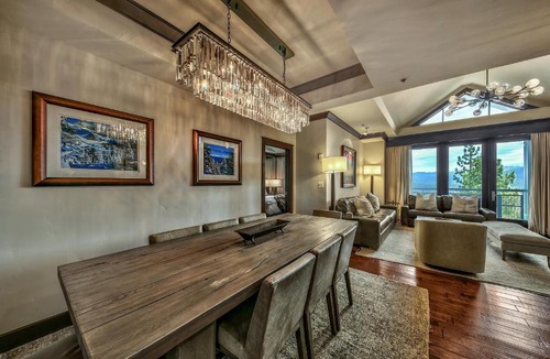 Truckee Apartment | Must See Luxury Vacation Residence - Sleeps 10 Condo