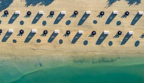 Pelican Bay Resort | Naples Grande Beach Resort