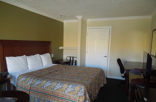 Garden Grove Hotel | National Inn Garden Grove