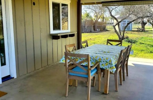 Exeter House | National Parks, Pool, Beloved Home Among the Orchards in Delightful Exeter