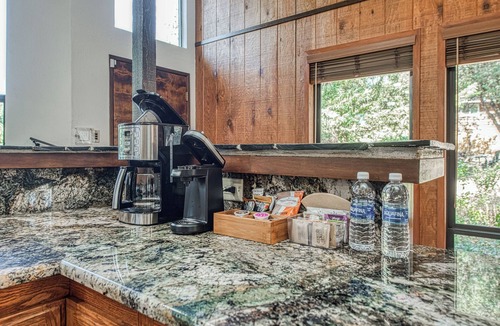 Yosemite Forks House | Nature's Embrace