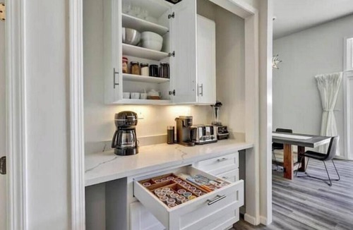 Tamalpais-Homestead Valley House | Nature View Retreat - Close to SF, Beach & Parks