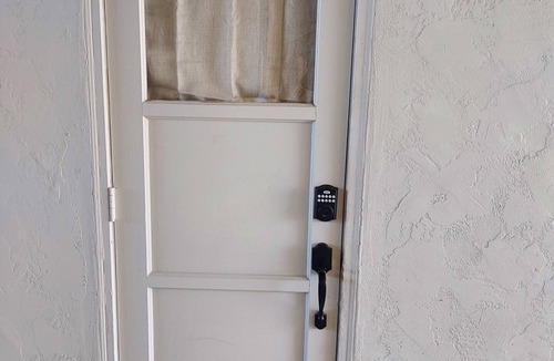 Ridgeview - Webster House | Near downtown. Building with AC and WiFi in cool San Diego