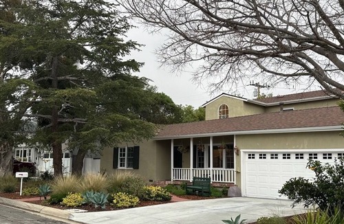 North State House | Near everything - shopping and food on State Street, hikes, and the beach!