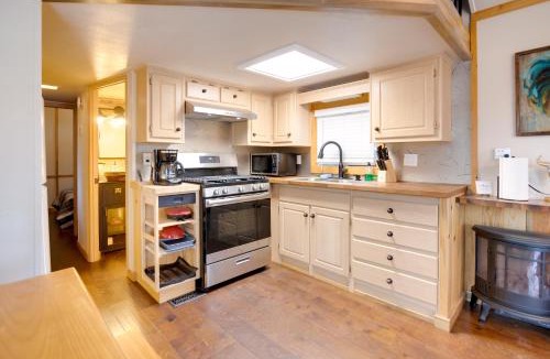 Lake Almanor Peninsula House | Near Lake Almanor and Golf Cozy Cabin!