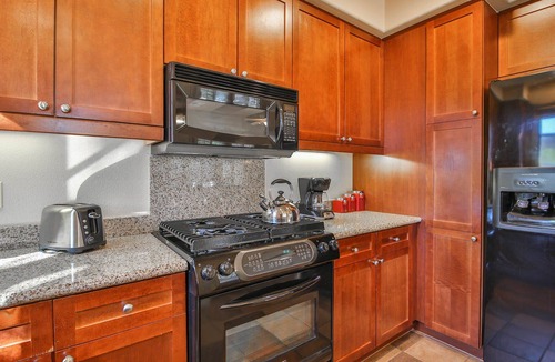 La Quinta Condo | Near Pool! Warm & Elegant, Fountain Views, Twin Beds, Pet Friendly! - Upstairs (T25)