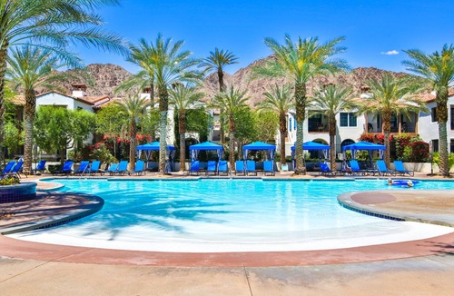 La Quinta Condo | Near Pool! Warm & Elegant, Fountain Views, Twin Beds, Pet Friendly! - Upstairs (T25)
