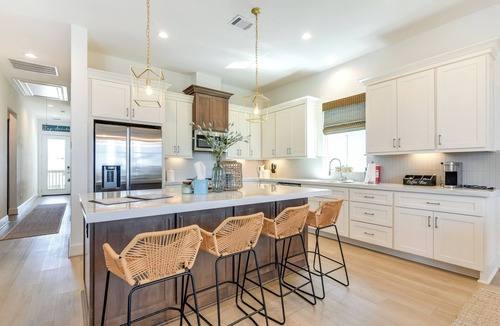 Terramar Beach House | Near Terramar Beach! Family Getaway w/Balcony