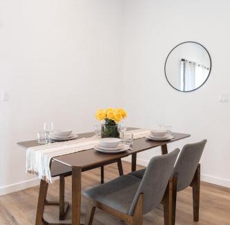 North Hollywood House | New 2BR Family Home Nr Universal