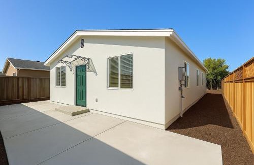 Sunnyvale House | New Build House Laundry Kitchen Airconditation