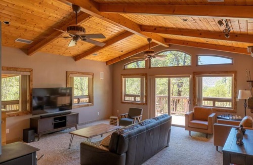 Coarsegold House | *New* By Yosemite/Bass Lake w/ HOT TUB & GAME ROOM