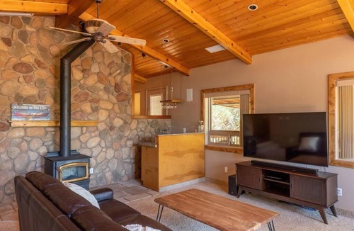 Coarsegold House | *New* By Yosemite/Bass Lake w/ HOT TUB & GAME ROOM