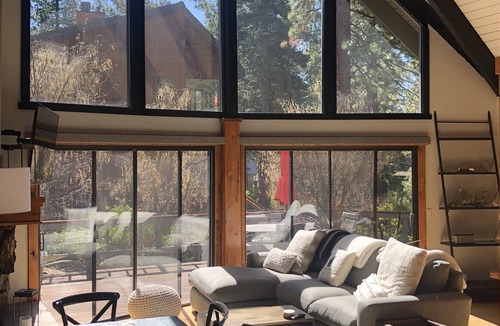Lake Forest House | New Listing: Dollar Point (Tahoe City)- Remodeled, Hot Tub, Steam Shower