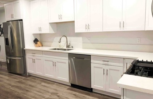 Wilshire Apartment | New Modern Condo KTown/Hollywood/DTLA
