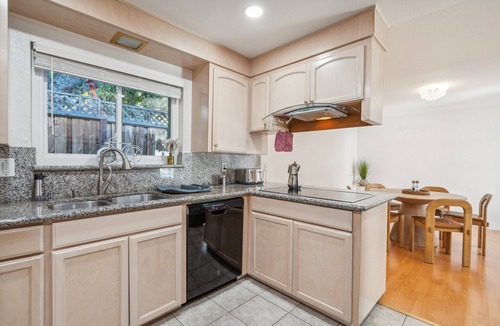 Mountain View House | NEW! Spacious Mountain View Duplex in Prime Location ~ RA498827