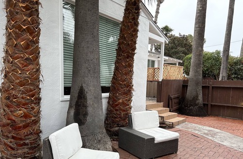 Lower State House | NEW! West Beach Bungalow