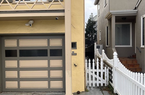 Lakeshore House | Newly Remodel Guest Suite-Separate Entrance
