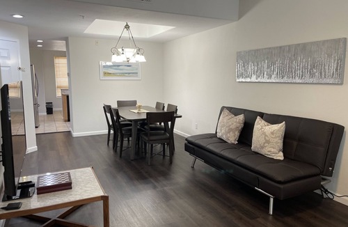 Communications Hill House | Newly Remodeled Townhouse Communication Hill