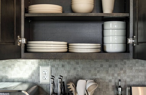 El Porto Apartment | Newly Remodeled Cozy Beach Retreat + Ocean Views